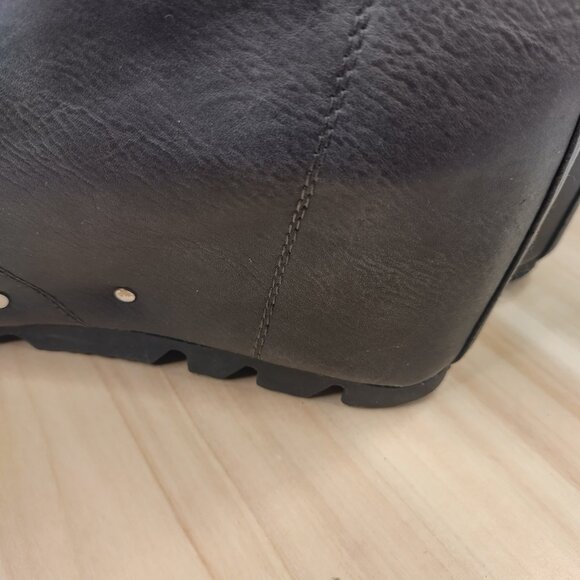 Union Bay Sassy-U Ankle Dark Gray Greenish Ankle Wedge Boots Women US 10 - Picture 7 of 14